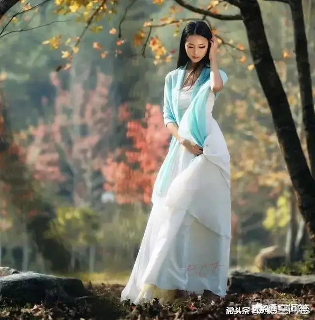 恋爱中女方出现了小情绪,该怎样解决?还是找红娘帮忙?-图片2