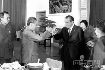 喝酒为什么要说“干杯”?-图片2