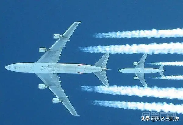 为什么飞机会“拉线”?-图片4