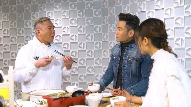 与同性好友被传“断背”情多年!48岁前TVB男星离巢12年再度澄清-图片3