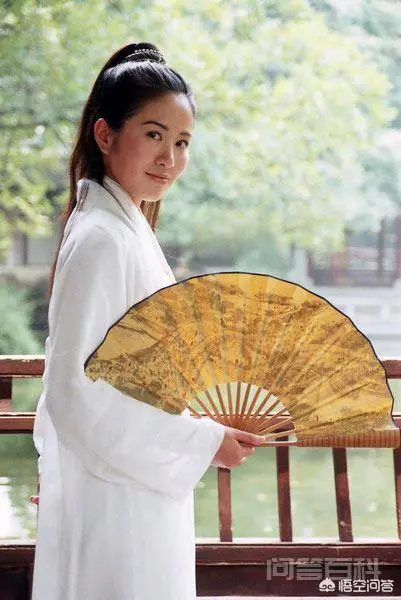 影视作品中,有哪些男扮女装或女扮男装的扮相惊艳过你?-图片3