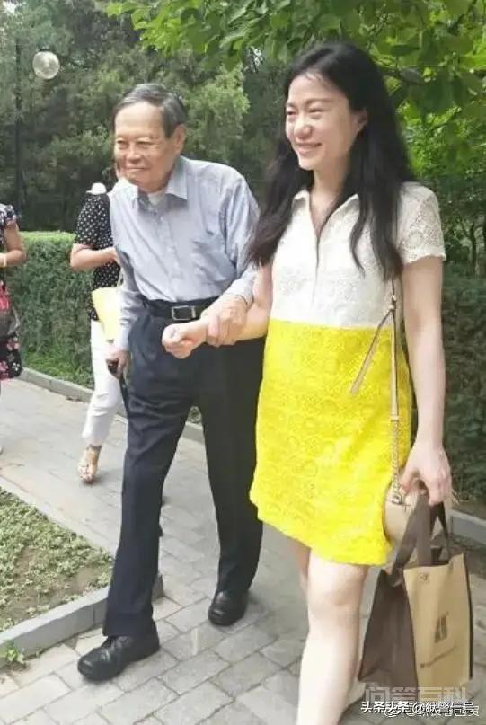 翁帆为何会嫁给杨振宁?-图片3