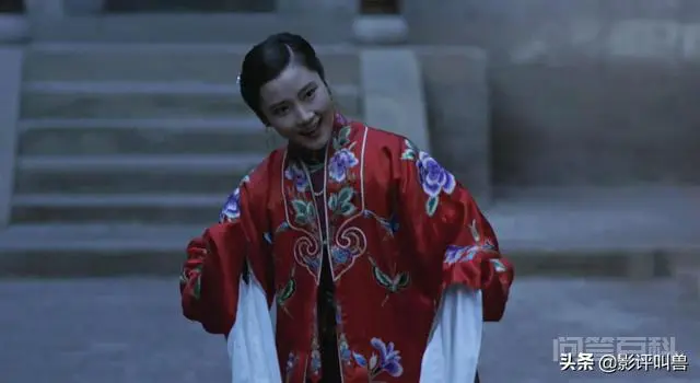 《大红灯笼高高挂》中,三姨太怎么死的?-图片1