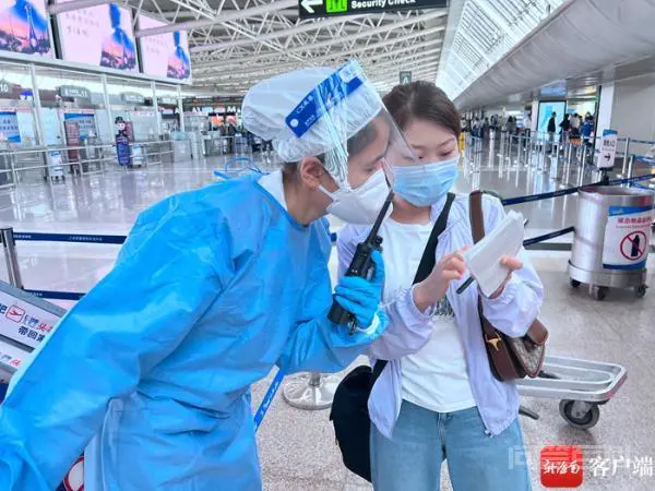 三亚机场、动车站等重要关口升级疫情管控措施-图片1