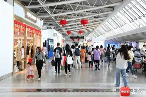 三亚机场、动车站等重要关口升级疫情管控措施-图片2