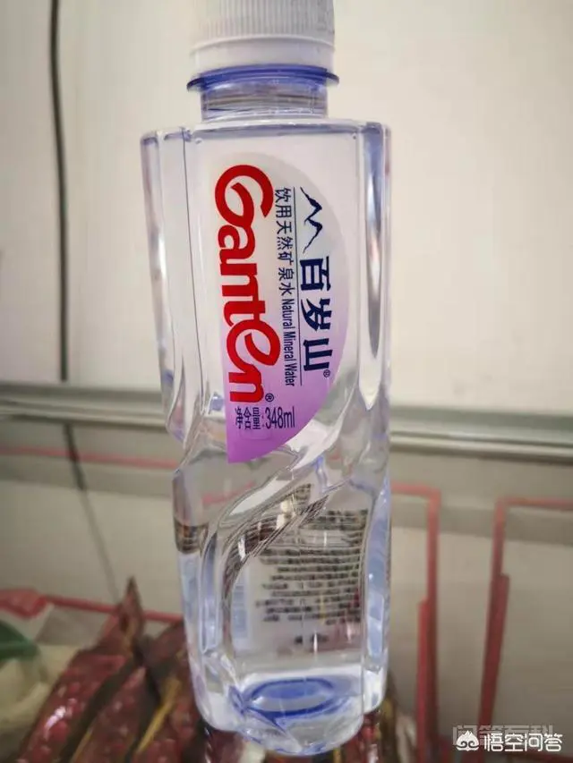 你平常是喜欢喝饮料还是矿泉水?-图片1