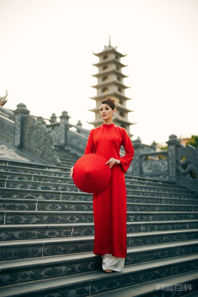 越南环球小姐穿奥黛、与龙共舞,向全世界彰显古代大南帝国的风采-图片8