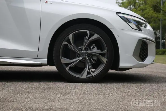 入门车型能否称得上“豪华”?试驾:奥迪A3 Sportback-图片11