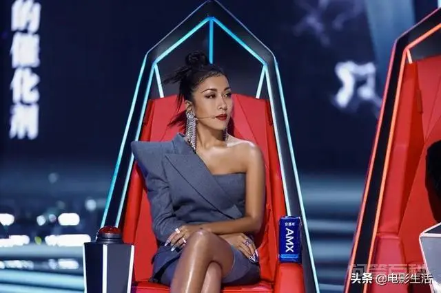 收视第一!《中国好声音》为何能这么“强”?网友:导师团太强悍-图片3