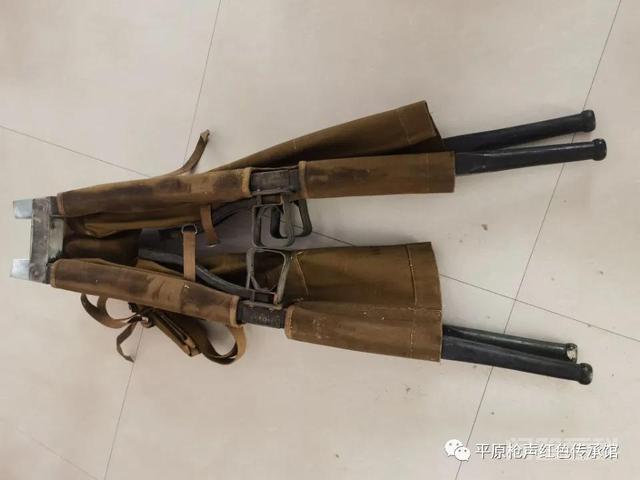 拍摄《平原枪声》影视剧的道具之六担架-图片2