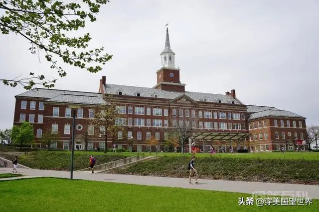 美国有哪些出了名的治安差的大学?-图片1