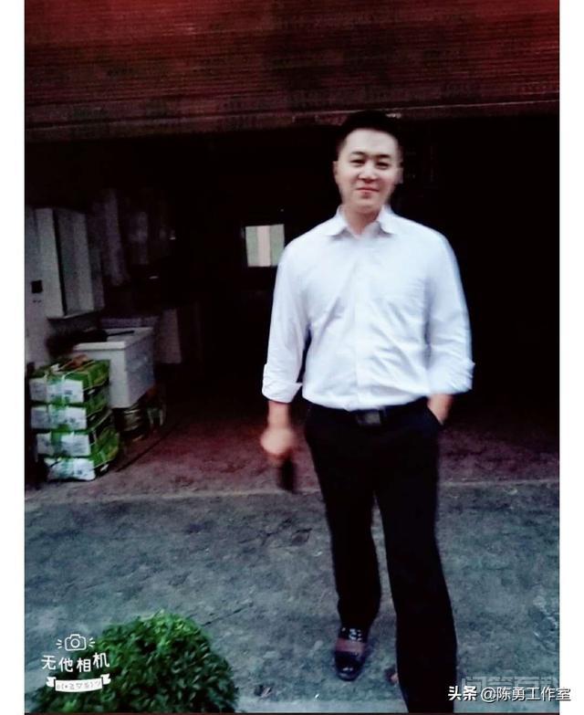 隆安警方捣毁2个赌博窝点,抓获违法人员19人, 你怎么看?-图片1