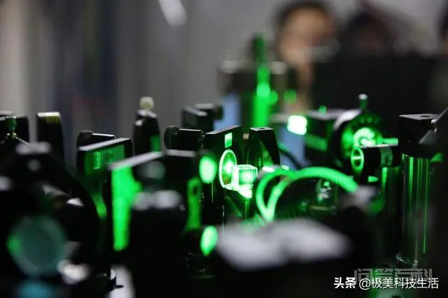 简述计算机的发展趋势是什么?-图片2
