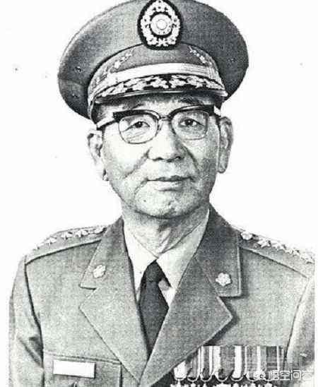 为什么胡琏当了那么多年师长直到18军军长才被授予少将军衔?-图片3