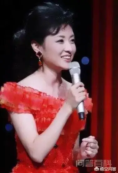 你觉得女主持人中长相甜美、声音好听的都有谁?-图片1