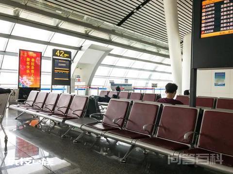 为什么机场的候机大厅都要修几十米，有必要吗？-图片12