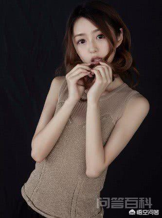 为什么都说美娜是腾讯NBA第一美女,小七和她比究竟谁更漂亮一些?-图片5