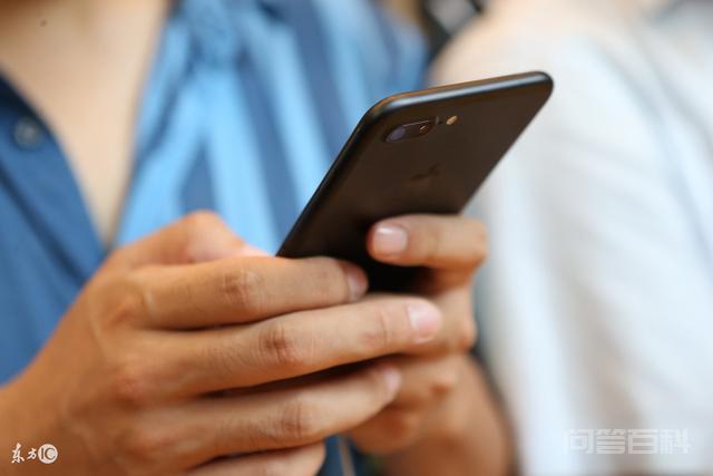 巨额坏账制造者:“爆卡”产业透支运营商话费
