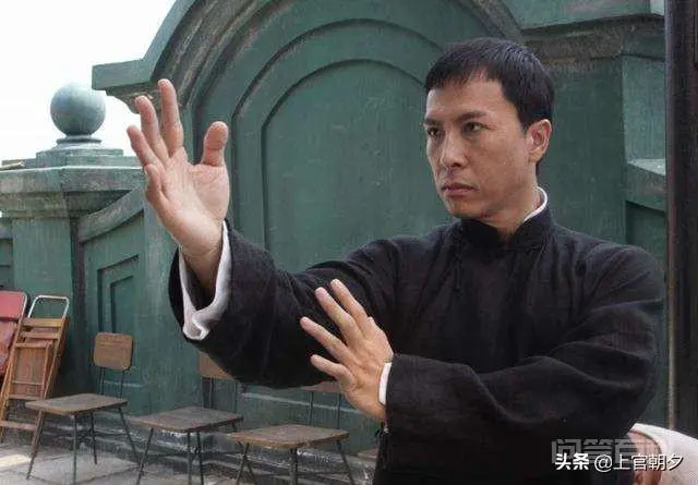 电影《一代宗师》叶问演的那么神。历史上的叶问真能打十个人吗?-图片1