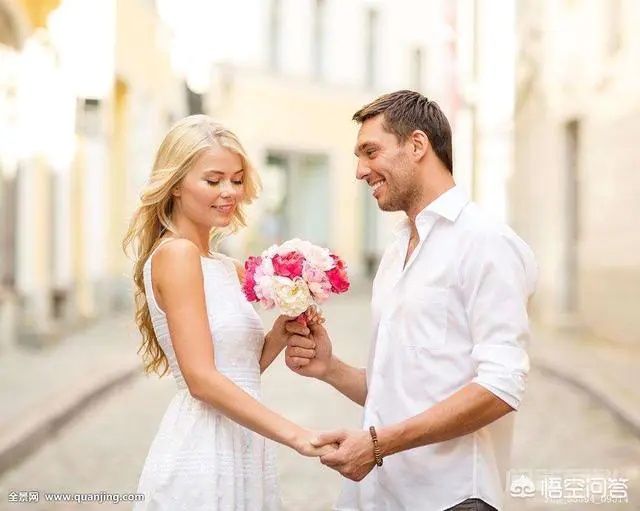 两个人初次见面如何聊天?-图片1