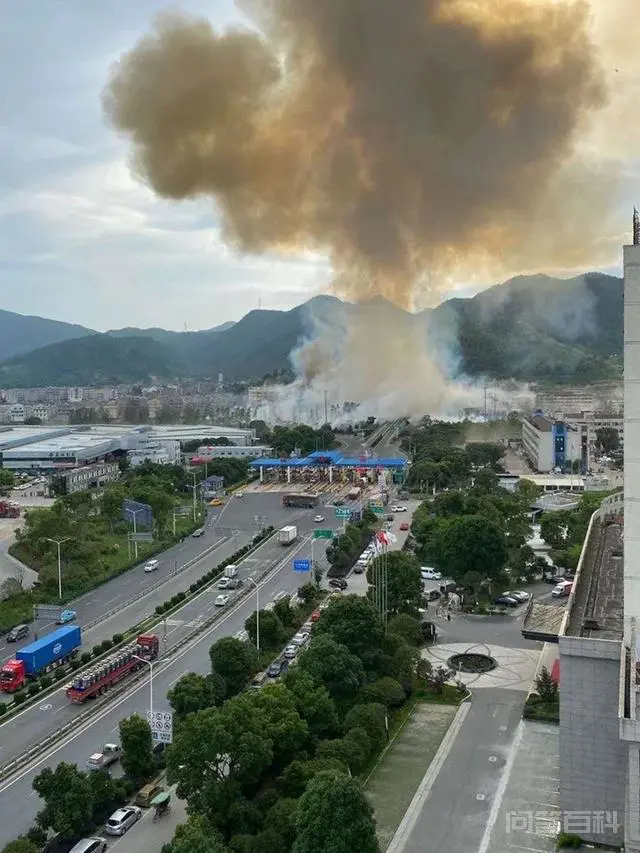 一辆满载汽油的油罐车发生爆炸,其威力有多大?-图片1