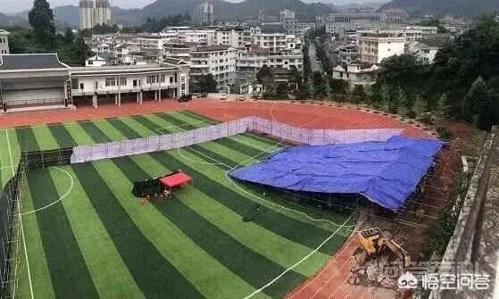 新晃操场埋尸案家属:死者失踪后,推土机在操场推土20多分钟, 你怎么看?-图片3