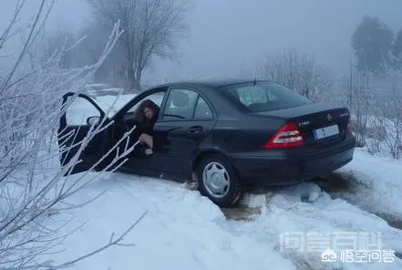 雨雪天气该怎样开车?-图片1