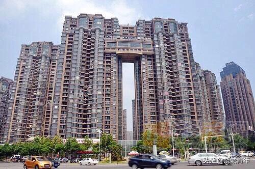 国家级贫困县,无工业城市,房价4500,算不算高,为什么?