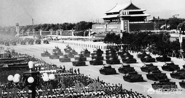 我国国庆阅兵的传统是从哪一年开始的?有什么重大的历史意义?-图片4