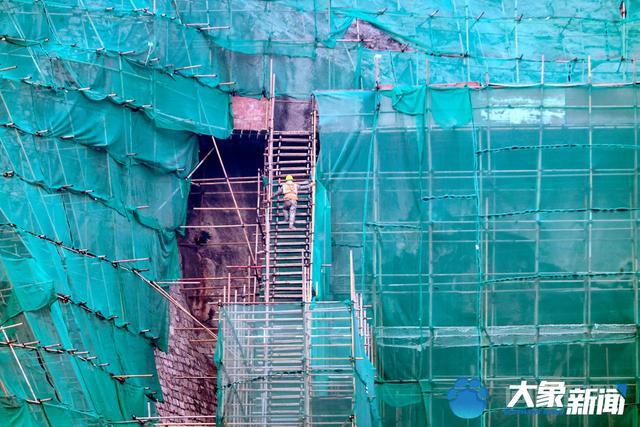 探秘龙门石窟“神仙洞”:顶部挂着的水珠犹如满天繁星-图片5