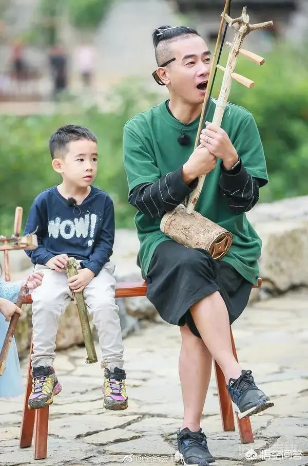 对于娱乐圈明星的孩子上真人秀有什么看法?这会影响孩子成长吗?-图片2