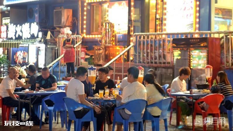 啤酒、烧烤、小龙虾…… 夏日已至,哈尔滨人的快乐回来了!-图片1