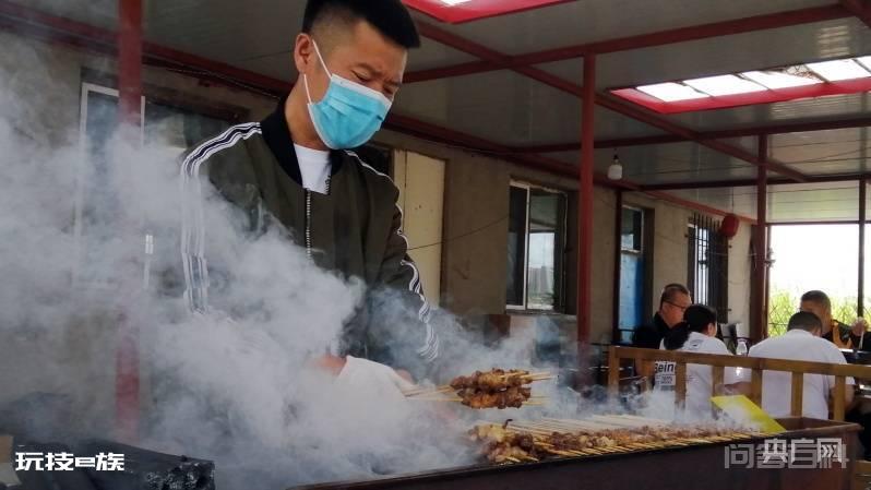 啤酒、烧烤、小龙虾…… 夏日已至,哈尔滨人的快乐回来了!-图片3