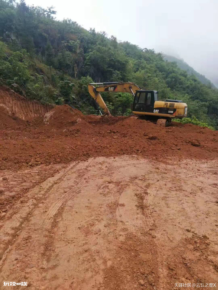 云南丘北温浏至花交农村公路工程扶贫项目盘剥克扣恶意拖欠农民工工资举报-图片4