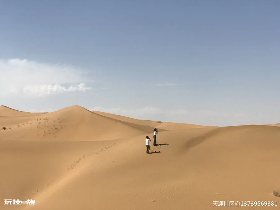 腾格里沙漠五湖穿越航拍旅行-图片1