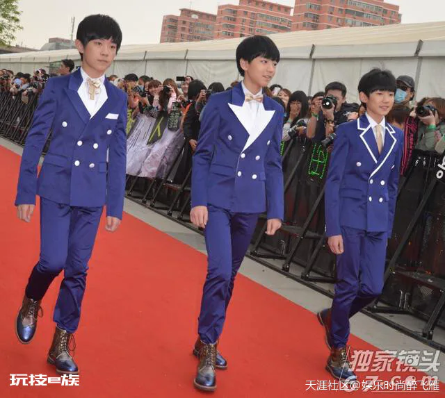 TFBOYS王俊凯王源和易烊千玺三小只流量小鲜肉,大火了-图片2