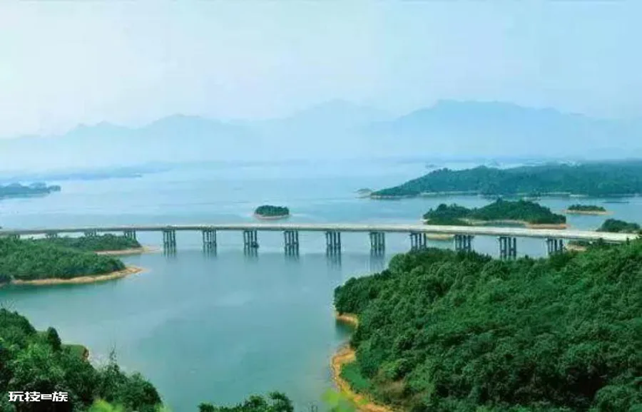 图文小编《杨浦、成毅》为你发布!庐山西海-图片7