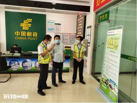 湖北交投大王收费站:开展集装箱ETC优惠政策宣传活动