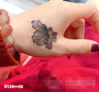 经典整形对比照>>>去纹身前后对比图>>>激光去纹身案例 纹身神奇消失不见啦-图片1