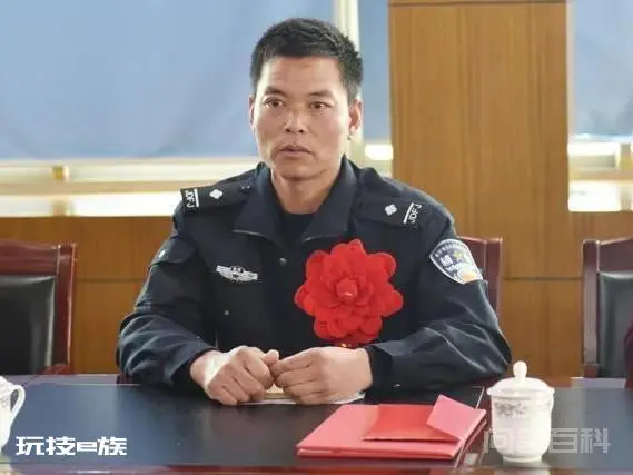浙江辅警寒冬深夜跳水5分钟连救5人,隐瞒不报,省政府:授一等功-图片10