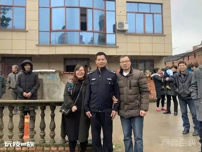 浙江辅警寒冬深夜跳水5分钟连救5人,隐瞒不报,省政府:授一等功-图片13