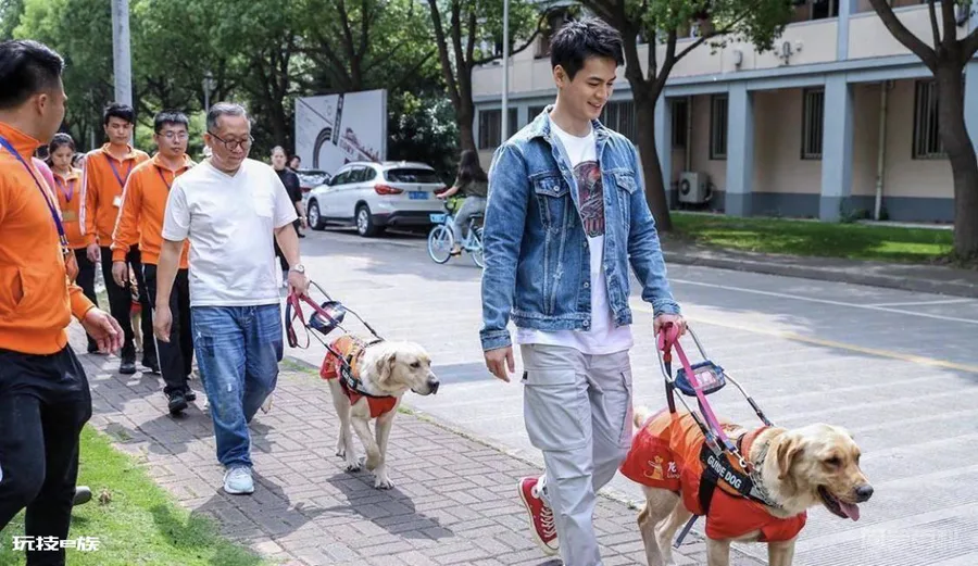 罗仲谦杨怡双双改名,网友:绕口又难记,罗仲谦解释为了家人健康-图片4
