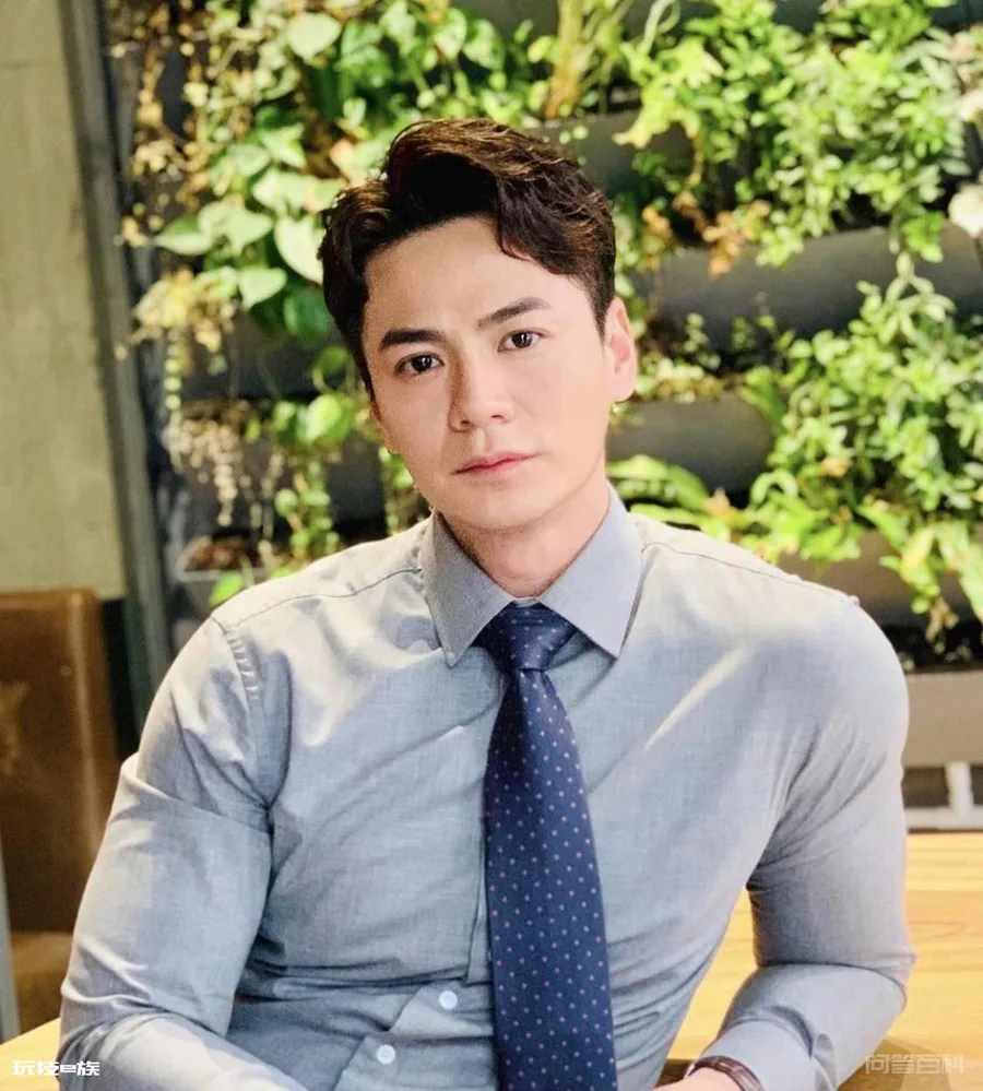 罗仲谦杨怡双双改名,网友:绕口又难记,罗仲谦解释为了家人健康-图片3