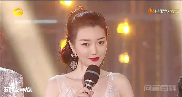 湖南卫视跨年演唱会7位女主持:梦辰甜蜜、吴昕美,但都不如她!-图片13