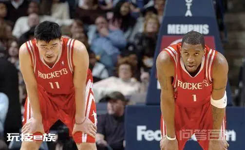 场均“3+3”名人堂?没打过NBA都能!“替补”级数据的名人堂成员-图片2