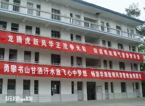 这首词我喜欢这样创作!你感觉如何?请批评!(书法:张德进)-图片4