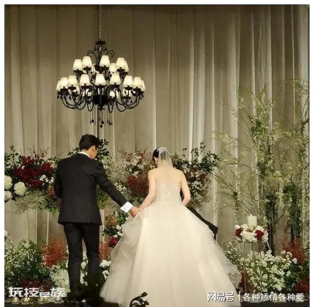 仲小萍 火风老婆-图片2