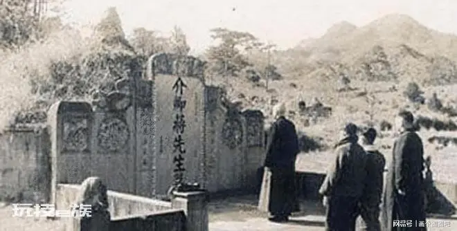 蒋介石后代召开发布会,提出“两蒋”移灵大陆,3句话感动众人-图片4