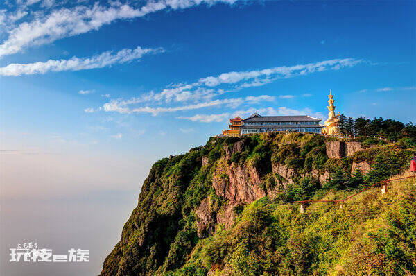 祖国的名山大川都有哪些(国内旅游必去的六座名山)-图片4