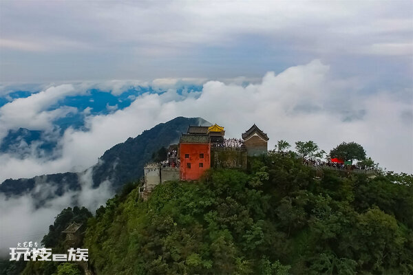 祖国的名山大川都有哪些(国内旅游必去的六座名山)-图片12